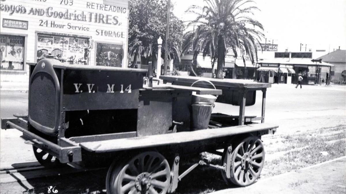 This Yosemite Valley Railroad maintenance vehicle on the 16th Street spur near N Street may have been the closest thing to a streetcar that Merced ever had. The YVRR spur was removed in 1935.