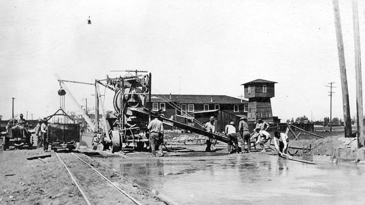 The Merced County road bond was passed in 1918 during Tom Scandrett’s chairmanship of the Merced County Board of Supervisors. Concrete paving machines like this one paved over 107 miles of county roads from 1918 to 1920.