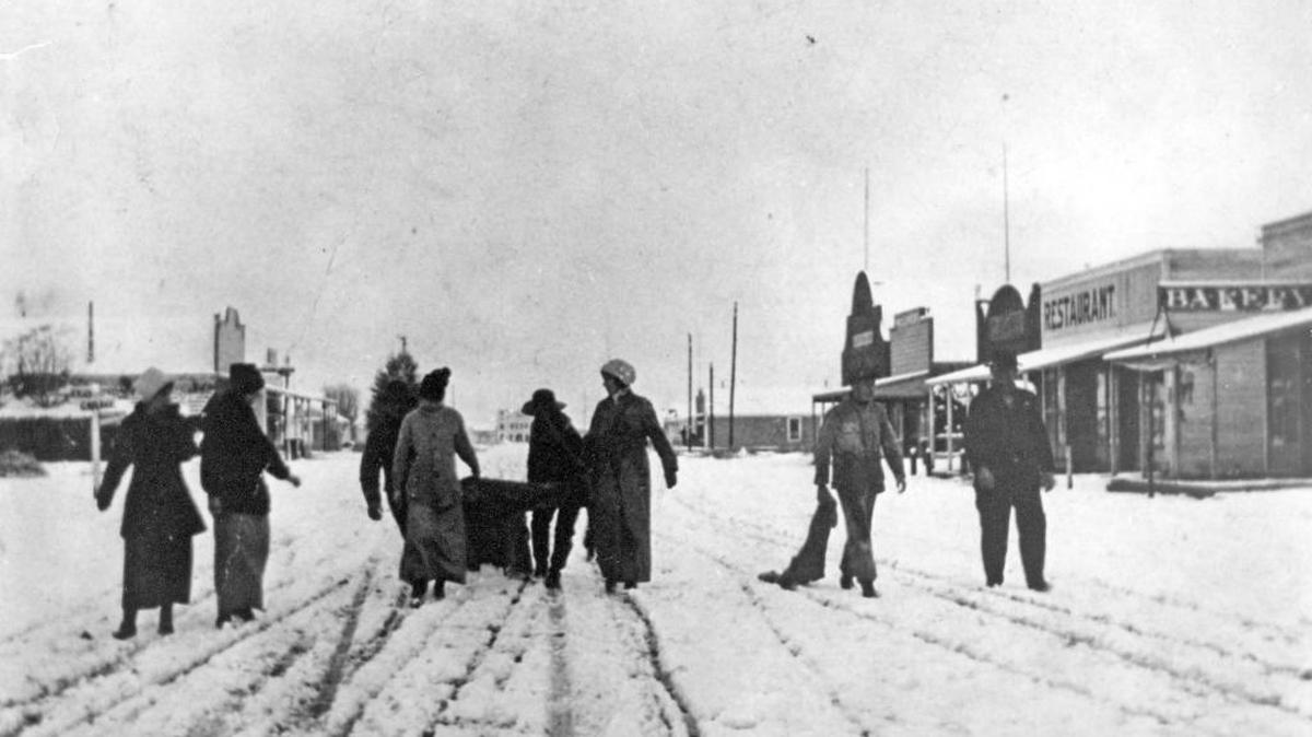 The snowstorm on New Year’s Day in 1916 created a winter wonderland for Gustine residents.