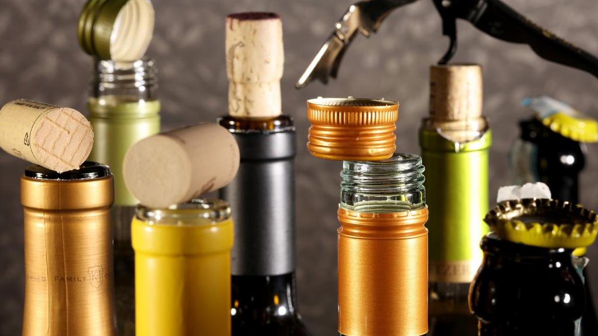 There is no consensus about which kind of bottle closure, cork or synthetic or screw top or crown cap, is best for wine. (Michael Tercha/Chicago Tribune/TNS)