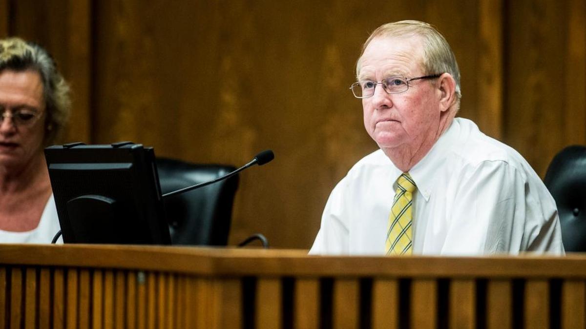 Merced County District 5 Supervisor Jerry O’Banion looks to members of the public during the Board of Supervisors meeting in Merced, Calif., Tuesday, Aug. 4, 2015.