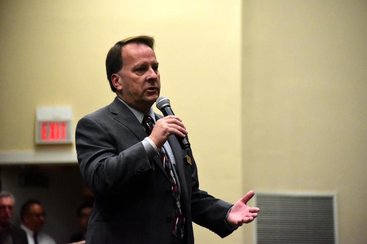 Golden Valley High Principal Kevin Swartwood addresses an auditorium of community members and parents at the Parent Institute “Dream Big” conference at Golden Valley High School on Saturday, Feb. 25, 2017.