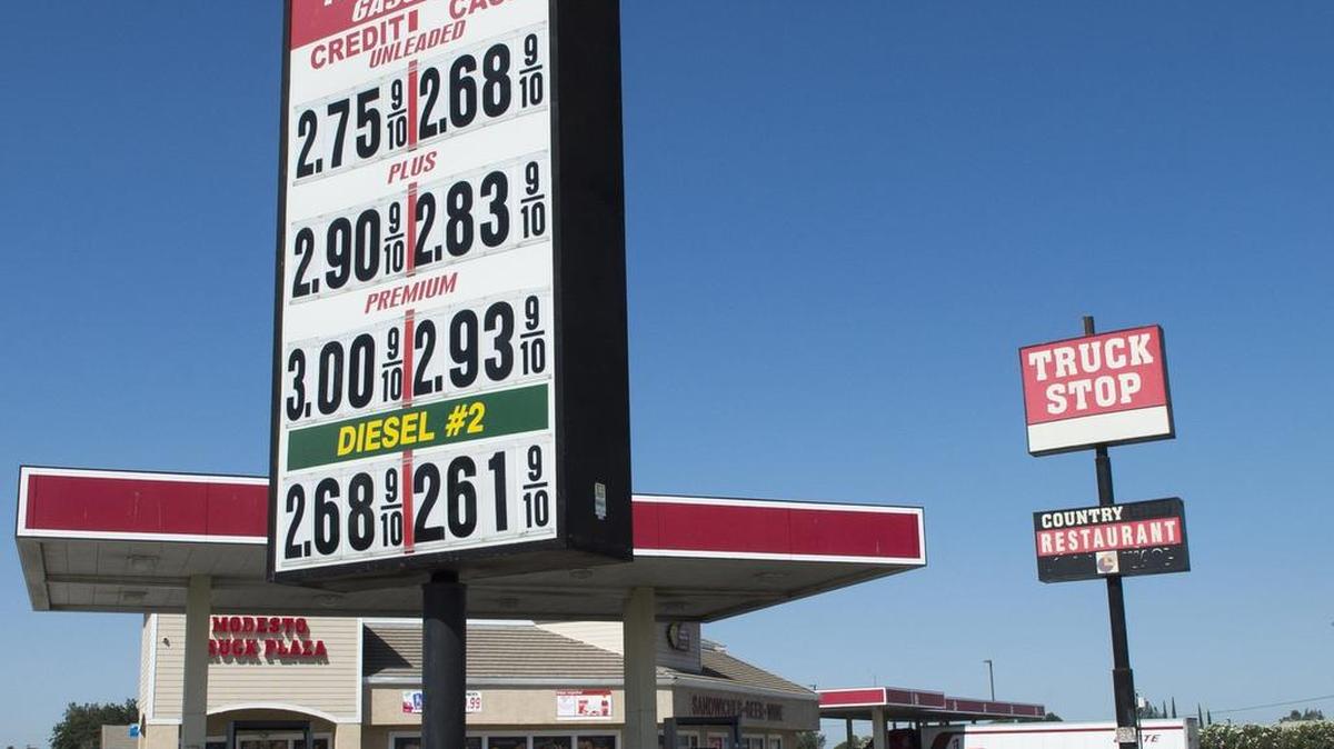 
Low gas prices at the Modesto Truck Plaza on Monday.
