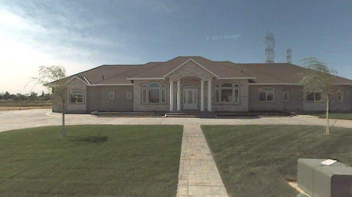House on 3800 block of North Gardner Avenue