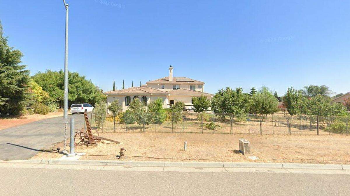 House on 28500 block of West Vista Grande Court