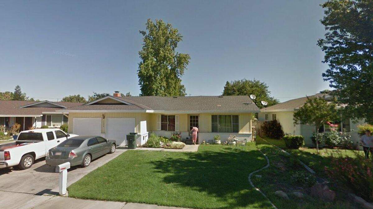 House on 2400 block of Koehn Court