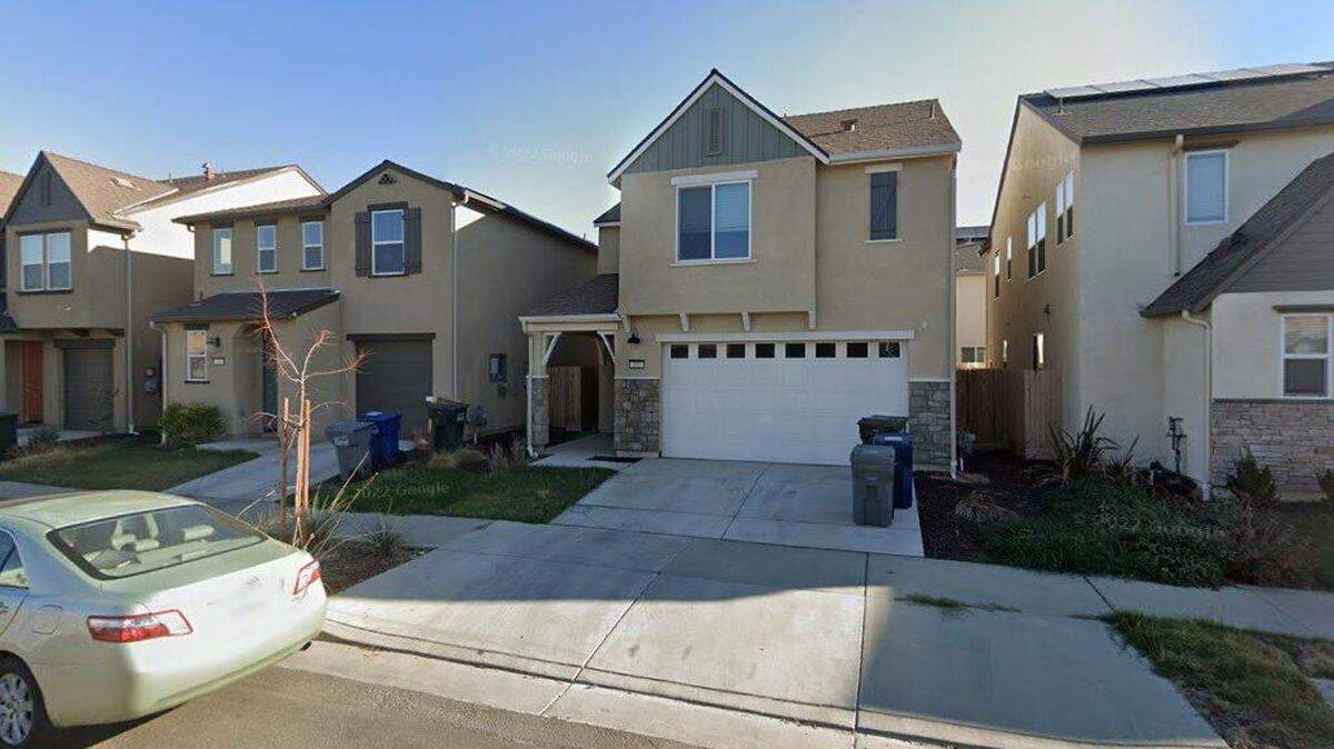 House on 200 block of Sullivan Drive
