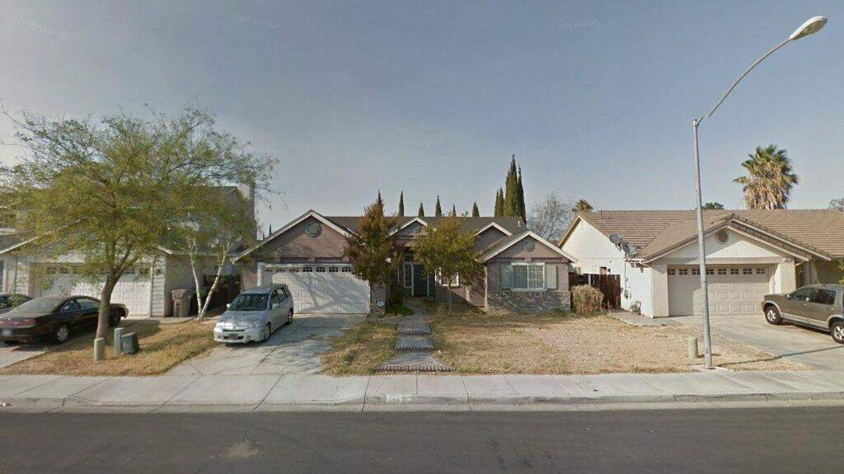 House on 400 block of Santa Barbara Street