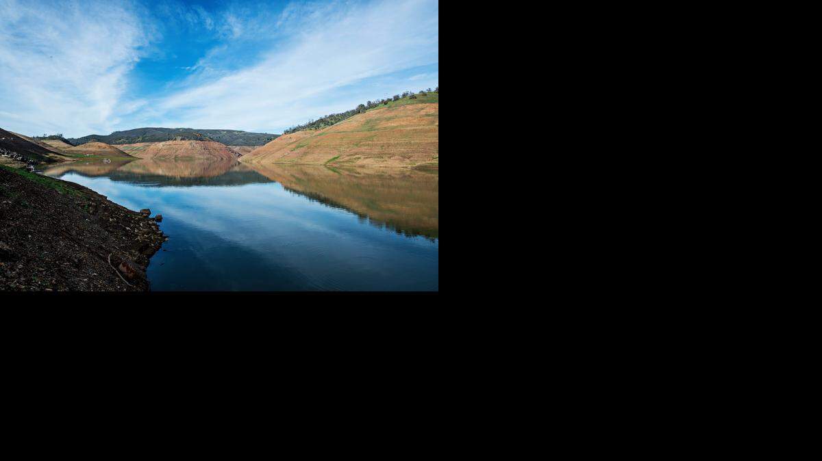 Four straight years of drought conditions have forced the level of Lake McClure to just 8 percent of capacity. <252>