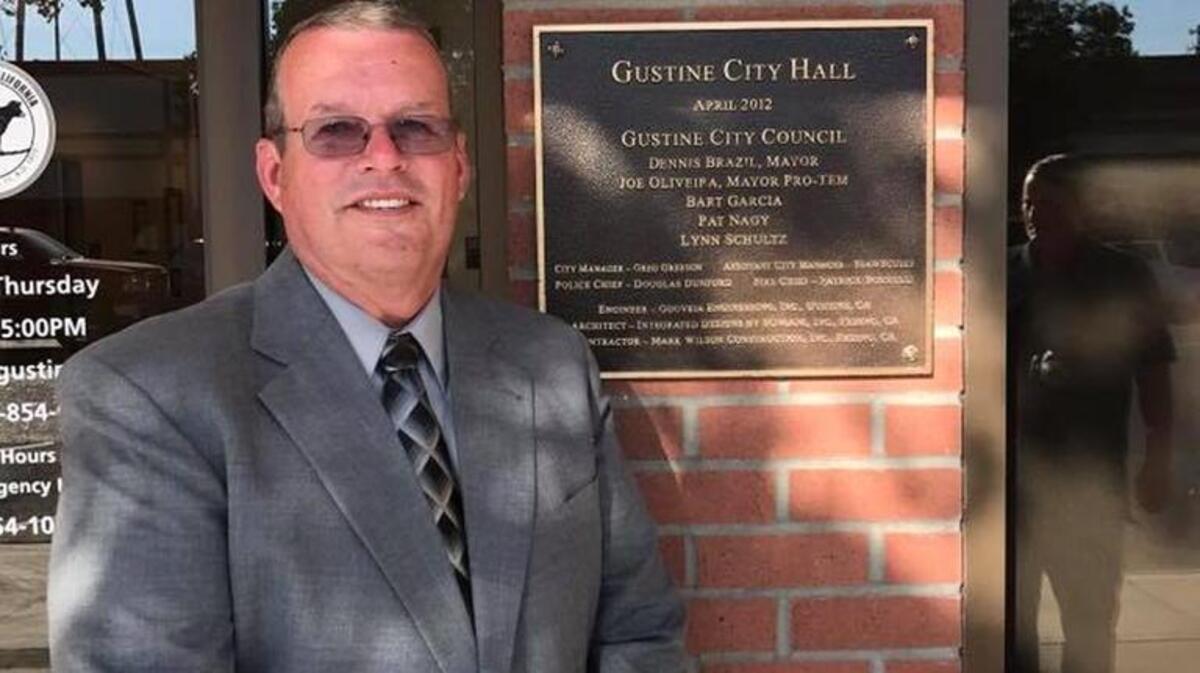 Chief Doug Dunford for the Gustine Police Department was appointed as the Gustine City manager this week in an unanimous vote by city council members. Dunford is going to hold both positions for a “period of time,” said the deputy city clerk for Gustine, Melanie Correa. He will be evaluated on a quarterly basis by council members, she said.