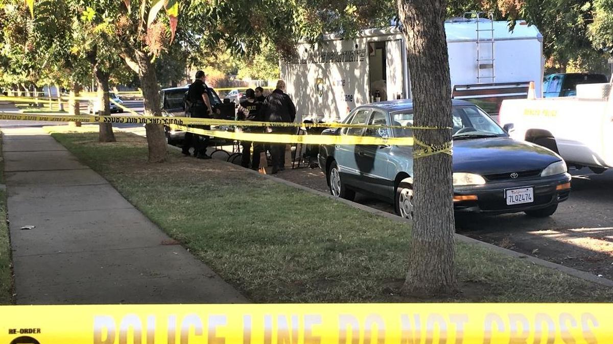 Merced police process the scene of a shooting on O Street in Merced that hospitalized two women in their 20s in the early morning of Tuesday, Oct. 18, 2016.