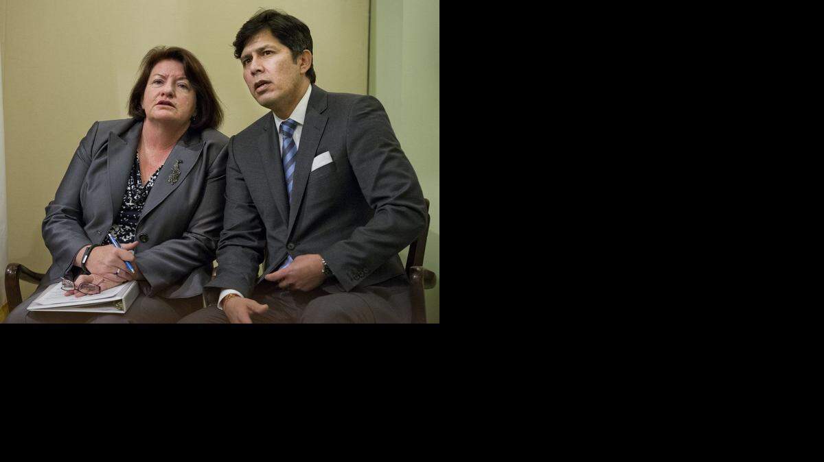 
Bills sought by Assembly Speaker Toni Atkins and Senate Pres ident Kevin De León aim to help undocumented immigrants. 
