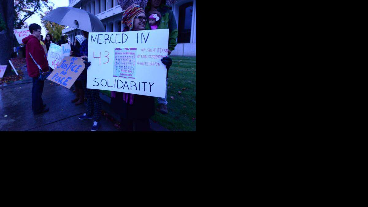 
Protesters stood in front of the Merced County Administration Building on Wednesday afternoon in efforts to create local awareness of the kidnapping of 43 college students in Ayotzinapa, Mexico. 
