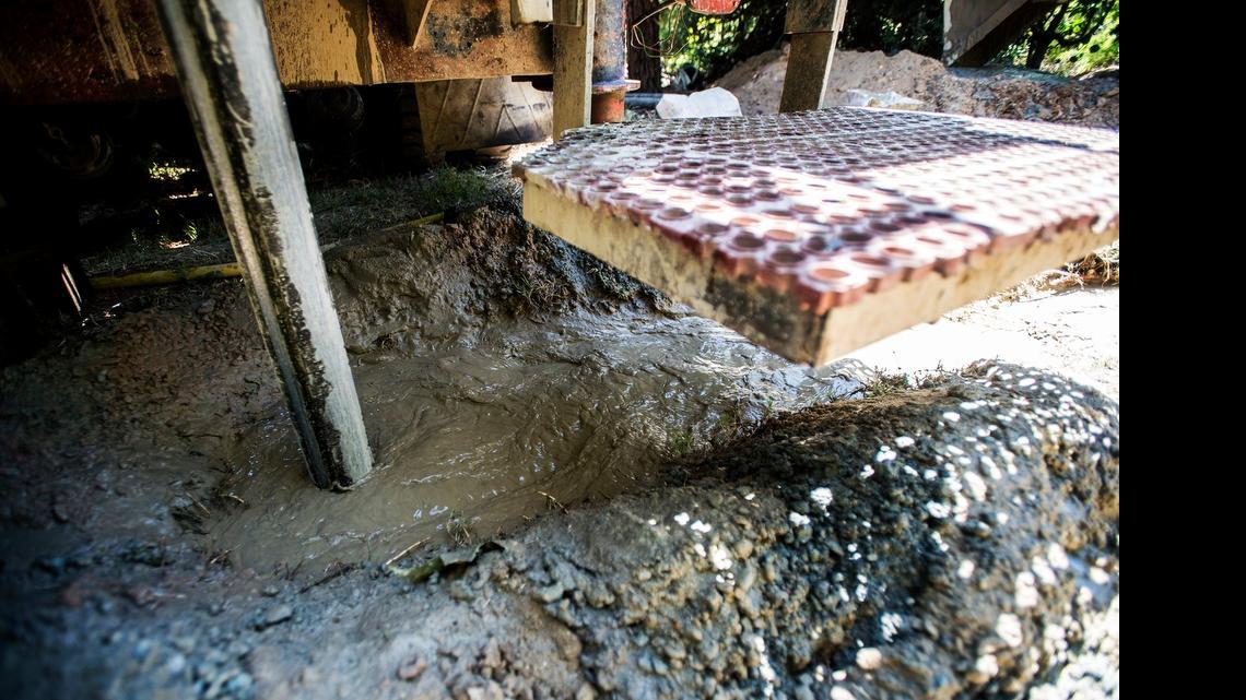 Unincorporated homes with dry wells look to Merced for help