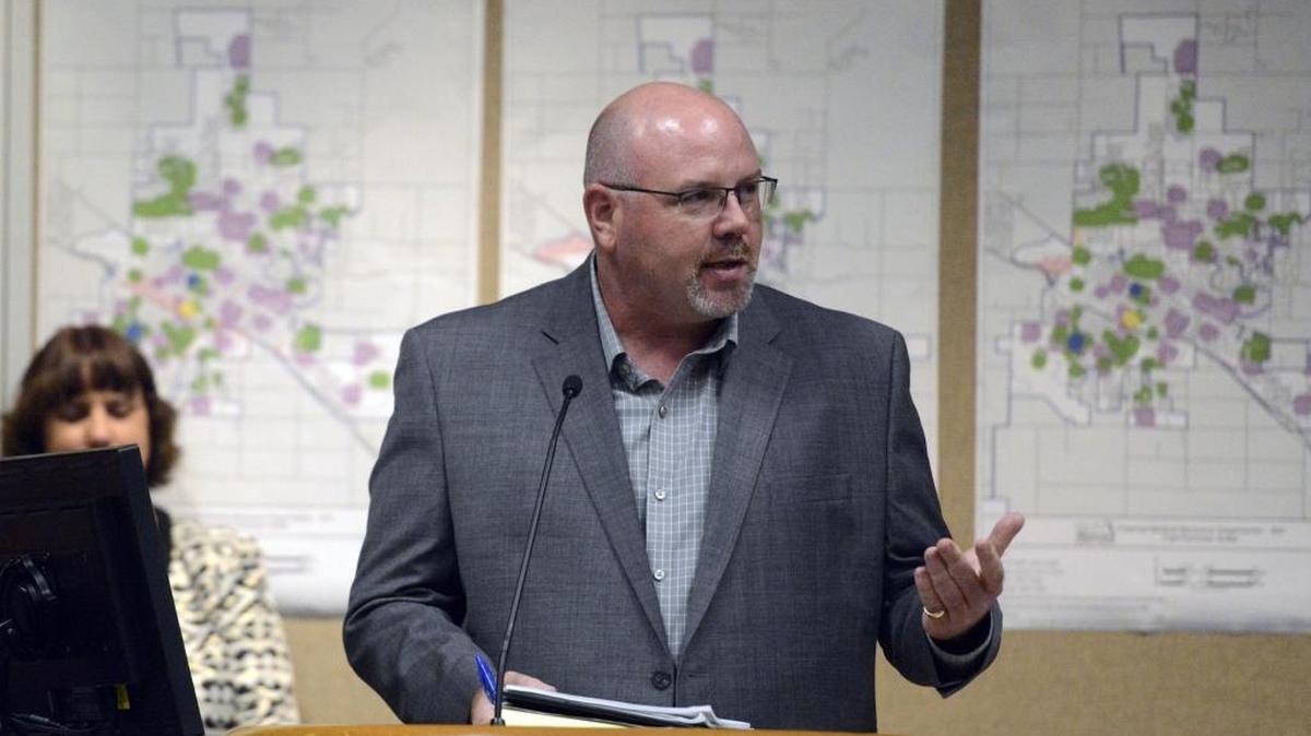 Merced Development Director Scott McBride speak to members of the community and Merced’s planning commission, which recommended an ordinance on Wednesday, Oct. 18, 2017, in Merced that would allow commercial marijuana businesses, excluding hash bars or vending machines. It goes before the City Council on Nov. 20, according to city staffers.