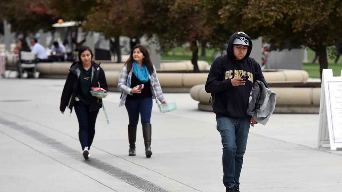 Students walk on Scholars Lane in October at UC Merced. Last year, the campus raised more than $310,000 in support of UC Merced student scholarships through the Giving Tuesday campaign.