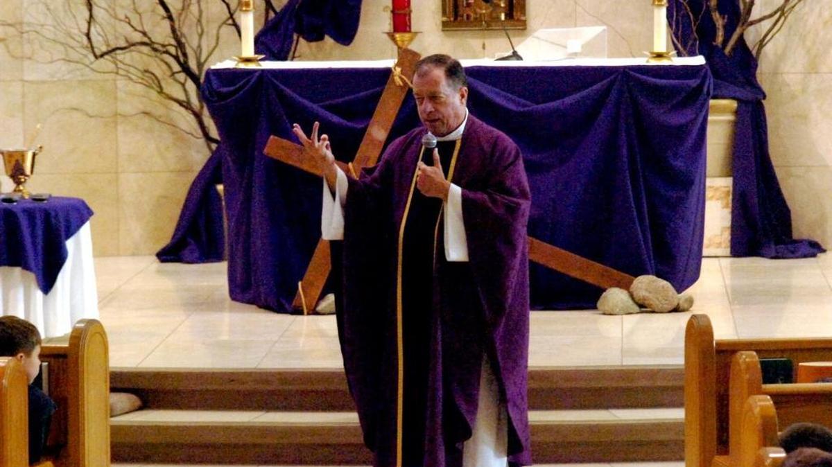 Hundreds of worshippers attend Ash Wednesday service at St. Joseph’s Church in Los Banos in 2010. Former St. Joseph’s priest Robert E. Gamel pleaded guilty Friday, March 11, 2016, to possession of child pornography, a felony.