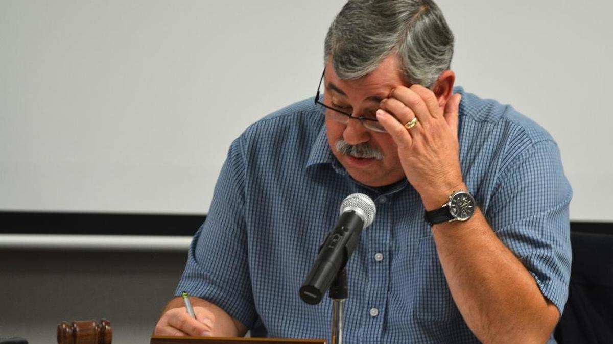 Los Banos Unified School District Board President Anthony Parreira gets ready to start a special meeting Wednesday, Dec. 7, 2016, at the district office after two new trustees were sworn in.