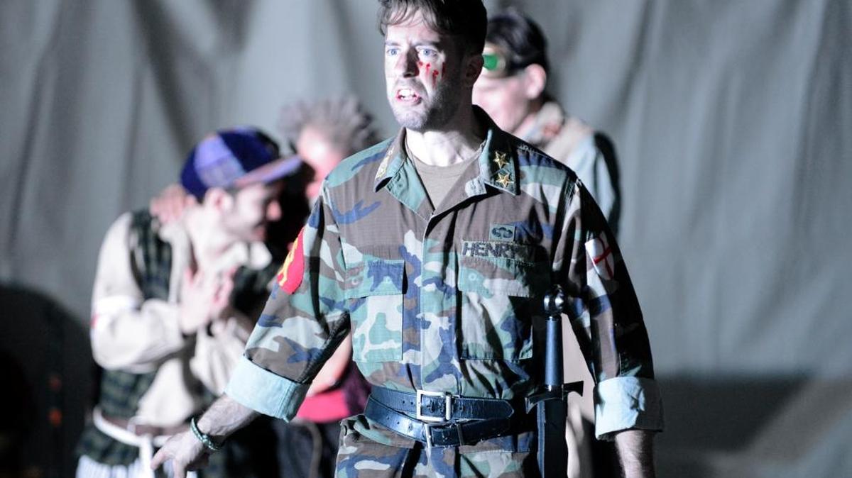 
Jim Bennett portrays the king speaking to his soldiers between battles in “Henry V” in the UC Merced Amphitheater on Wednesday. The final three shows of the free play are this weekend at Applegate Park.
