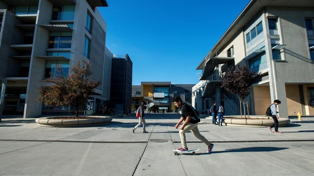 UC Merced students make their way across campus in November. The school saw a 10 percent increase in applications from the previous year.