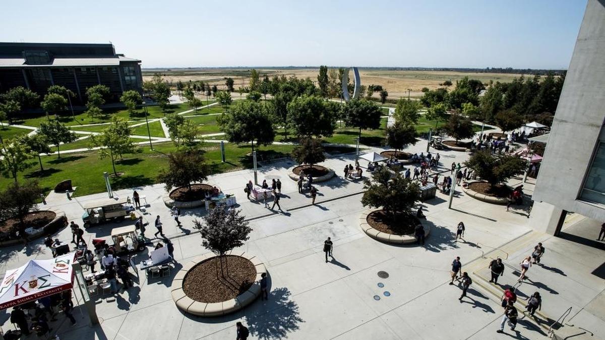 Students walk the University of California, Merced, campus in Merced, Calif., on Tuesday, Aug. 30, 2016. A Washington Monthly report lists the University of California, Merced, at No. 8 in the “Best Bang for the Buck-West” category.