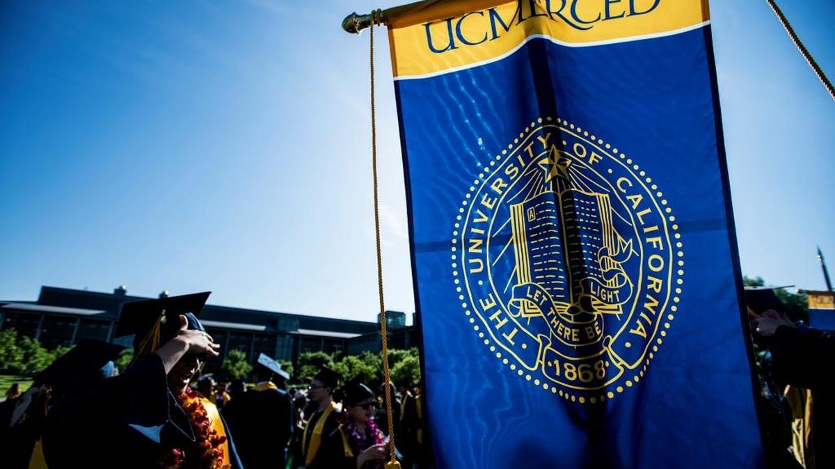 Spend a couple days at UC Merced meeting successful entrepreneurs and hearing how they have brought their ideas to life and learning about the essentials of entrepreneurship in this special series of workshops.