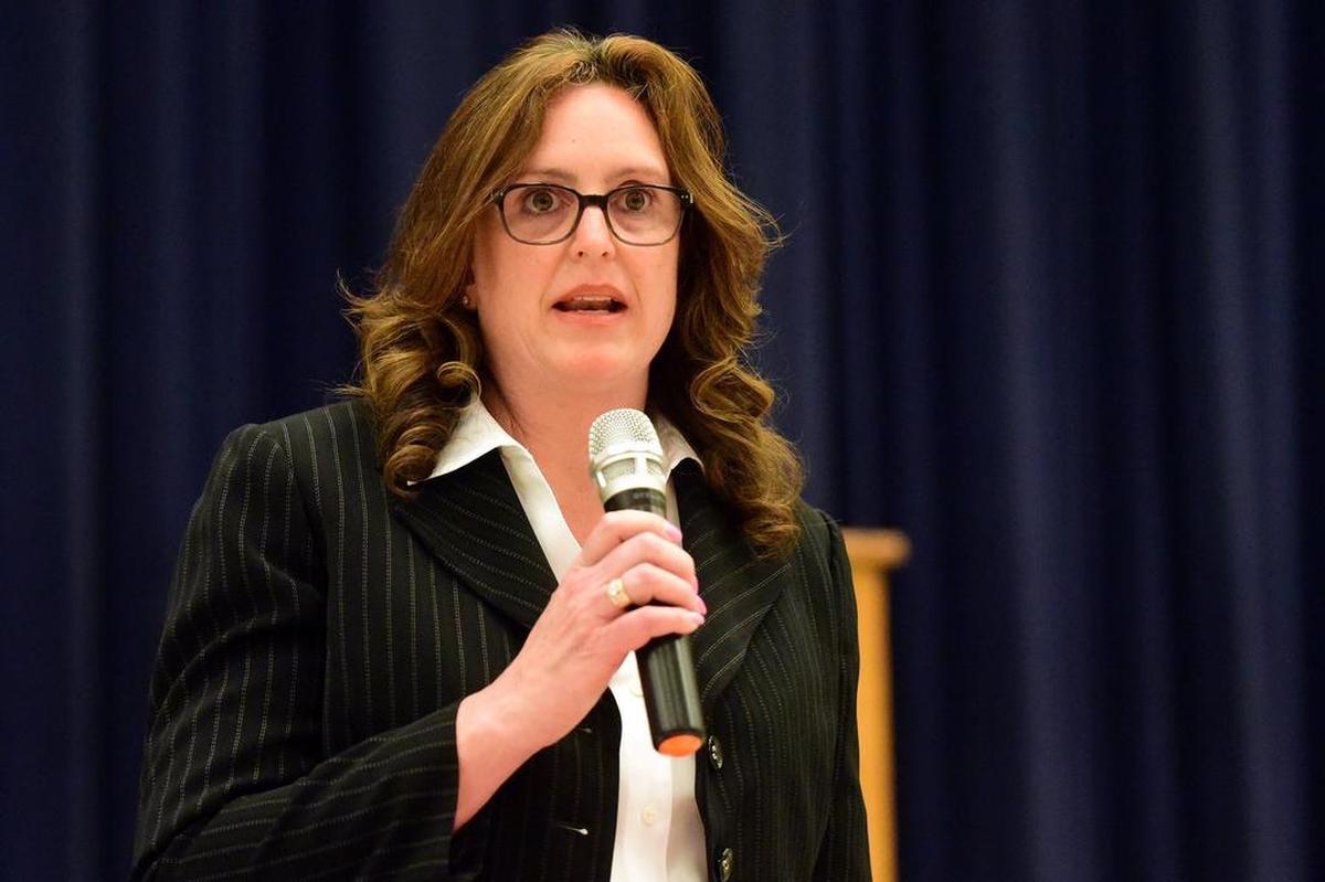 Merced County District Attorney candidate Kimberly Helm Lewis speaks during a forum Tuesday, May 29, 2018, at Tenaya Middle School.