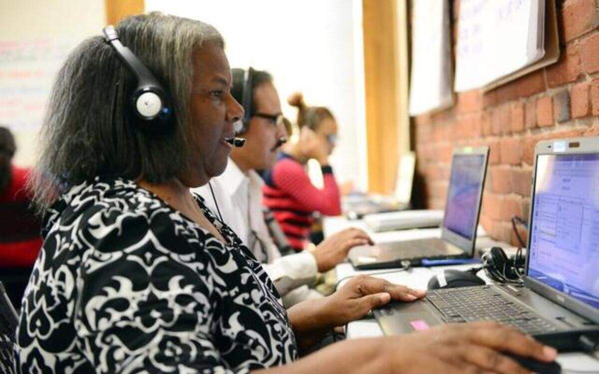 
Loretta Spence, president of the local chapter of the NAACP, works at a phone bank on Tuesday in Merced to urge people to vote. The phone bank had a focus on measures in Merced, Los Banos and Turlock that would move the cities to district elections.
