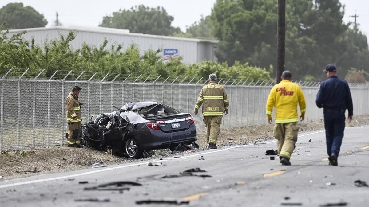 The California Highway Patrol and the California Department of Forestry and Fire Protection, Merced County, respond to a crash involving multiple vehicles on Highway 59 between Vassar Avenue and Reilly Road in Merced County, Calif., on Tuesday, May 16, 2017.