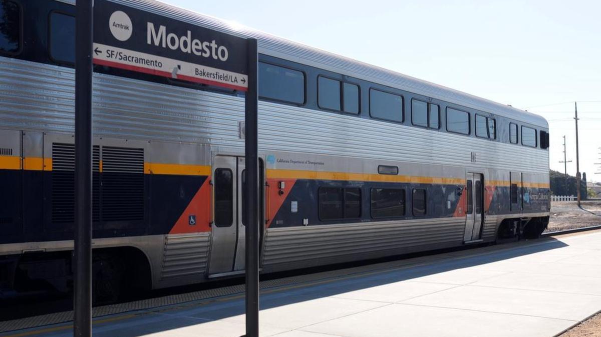 
An Amtrak train rolls through Modesto’s Amtrak station in 2013.
