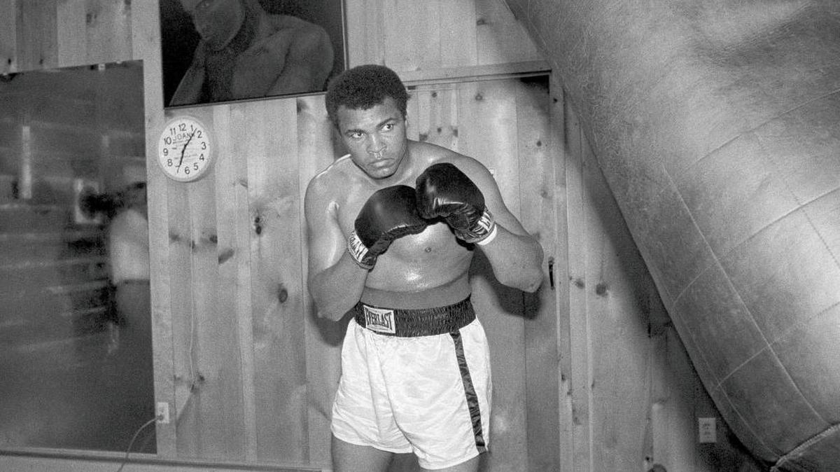 Muhammad Ali trains for his fight with Leon Spinks.