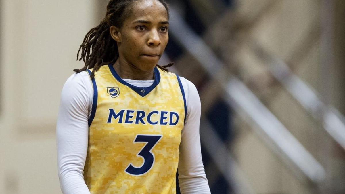 Merced College sophomore Trinity Washington (3) looks to head coach Allen Huddleston speaks to his players during basketball practice at Merced College in Merced, Calif., on Thursday, March 1, 2018.