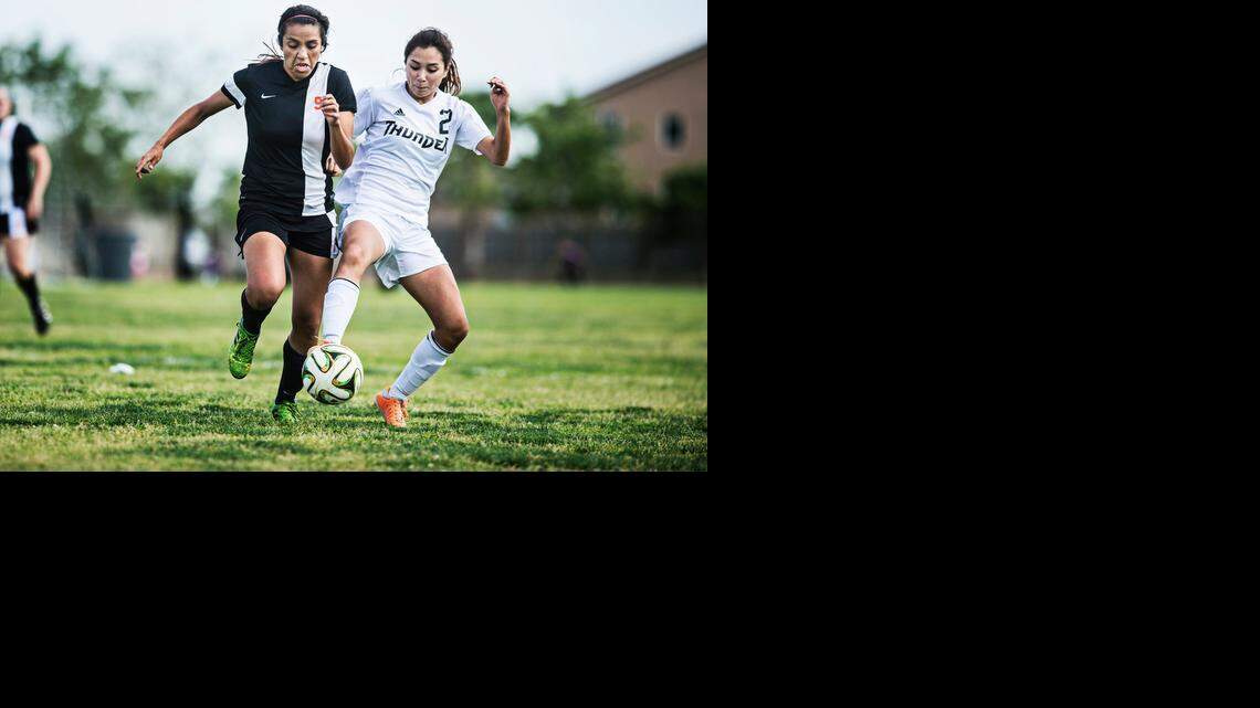 Merced High School soccer star Esquivel signs with UC Merced