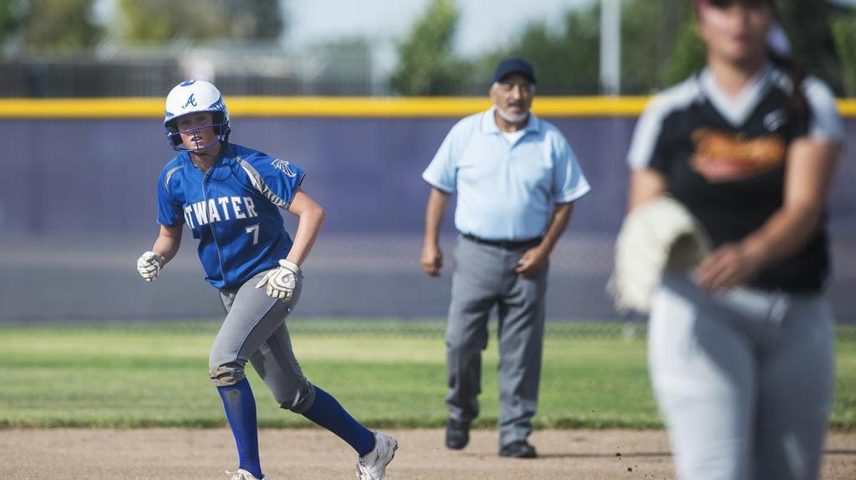 Atwater’s Brittany Massa takes a lead from second base during the Paul Leonardo WAC vs. CCC All-Star Game at Livingston High School in Livingston, Calif., Wednesday, June 8, 2016.