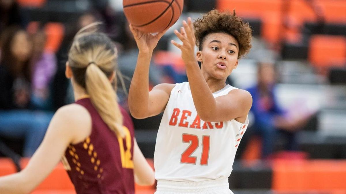 Merced sophomore Sierra Smith (21), shown here earlier this season against Los Banos, scored 18 points to help lead the Bears to a 37-35 win over Pitman on Tuesday night at Merced High.