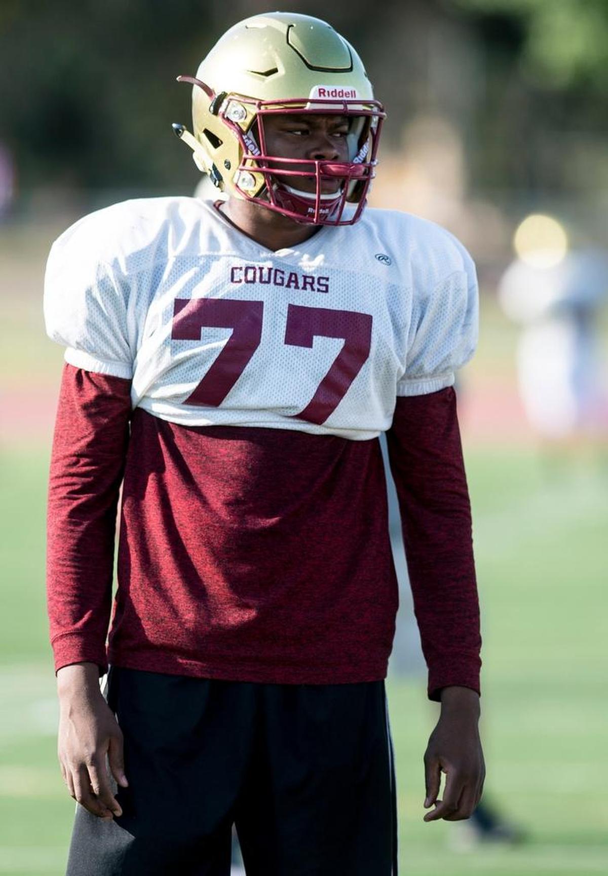 Golden Valley’s Etrell Bowers during football practice at Golden Valley High School in Merced, Calif., on Wednesday, Aug. 1, 2018.