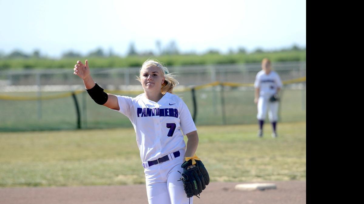 
Pacheco’s Gia Rodoni pitches during a 2-1 extra-inning loss to Los Banos on April 28. Rodoni struck out 12 in the game.
