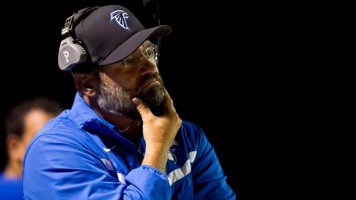 Atwater head coach Bob Valladao will leave his post after nine seasons to take an administrative job with the school.