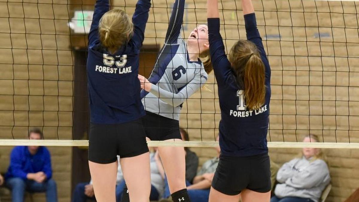 Aubriana Vander Woude (6) and the Stone Ridge Christian High seniors are 0 for 3 in section title games. They’ll try to go out as winners against Woodland Christian on Saturday.