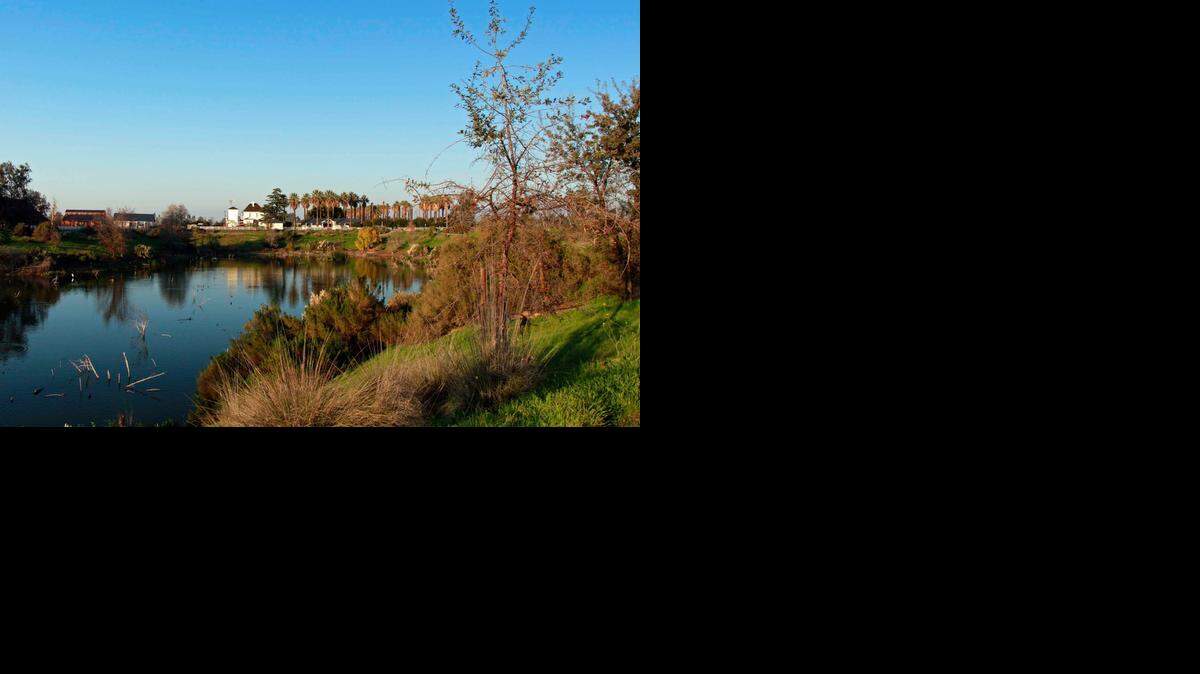 The River Center grounds on the San Joaquin River Parkway include a restored turn-of-the-century ranch home, picnic area and pond. The half-mile Hidden Homes Nature Trail around the pond provides great views and larger-than-life re-creations of animal homes children can explore.