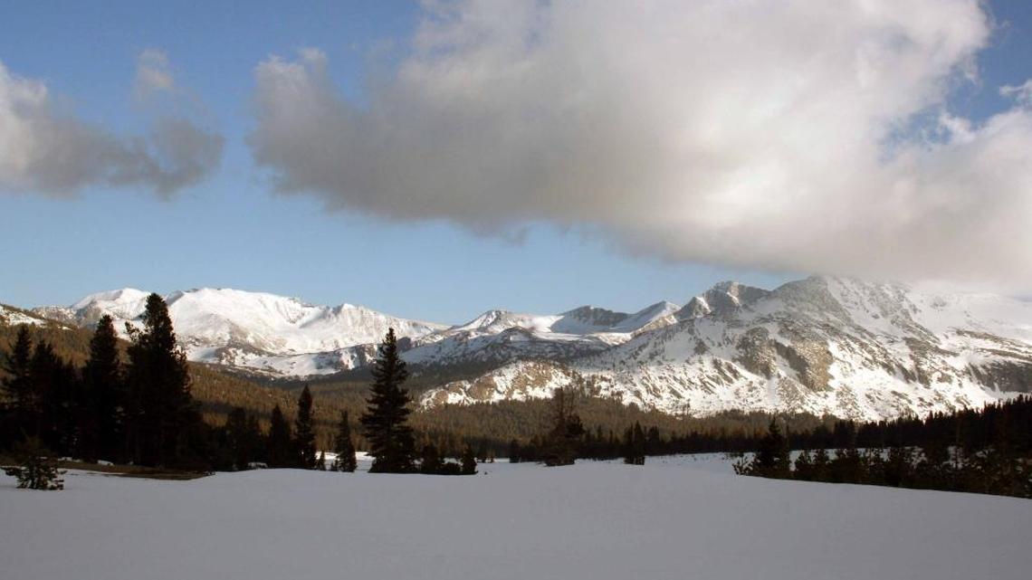 Blauert on Outdoors: Tallest mountains and highest roads